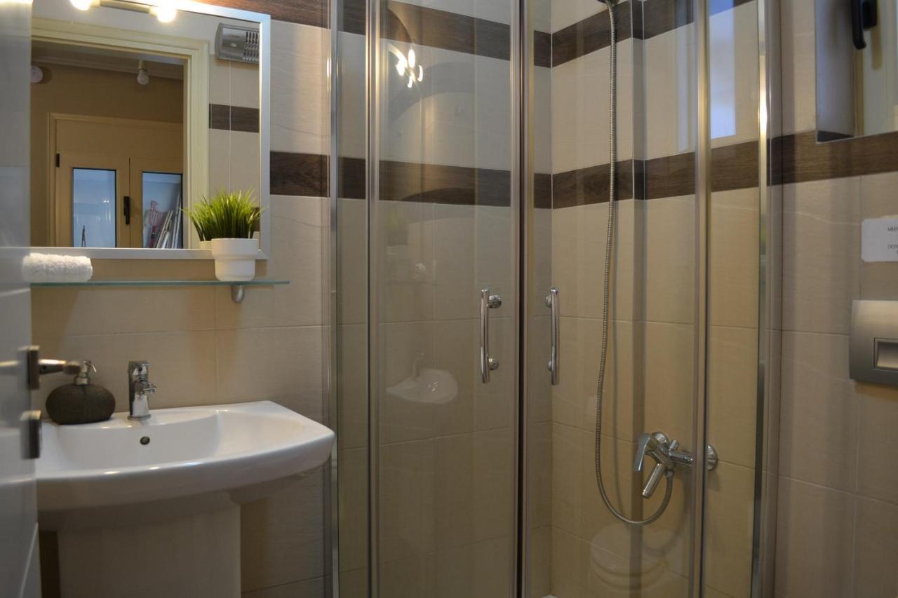 Kalamata Beach Maizonette Ground Floor And Semi-Basement With Yard מראה חיצוני תמונה